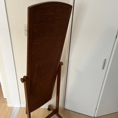 木製　スタンドミラーの画像