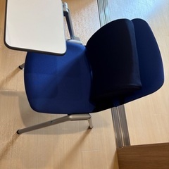 机付きチェアの画像