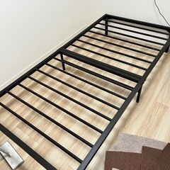 決まりました。シングル　パイプベッドの画像