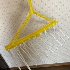 子供用洗濯ハンガーの画像