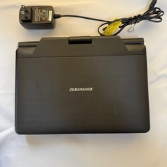 ポータブルDVDプレーヤー