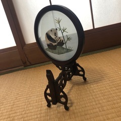 中国　パンダ刺繍の置物の画像