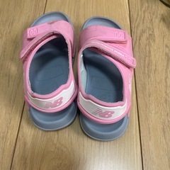 ニューバランス　サンダルの画像