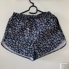 ショートパンツ