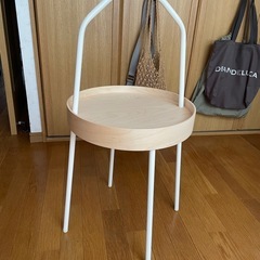 BURVIK IKEA イケア　サイドテーブル