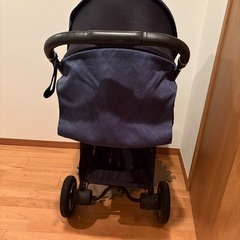 ベビーカー アップリカ 3輪 スムーブプレミアムの画像
