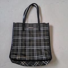 Burberryのトートバッグ