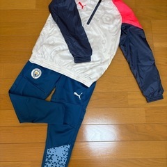 PUMA 130cm サッカーウィンドブレーカー