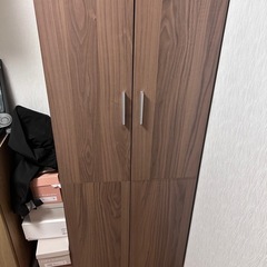 収納棚