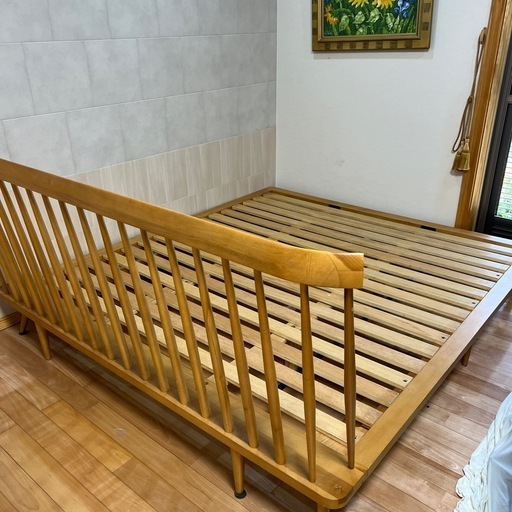 ニトリ　クイーンベッド