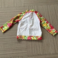 【取引中】ラッシュガード　女の子　80センチ　お譲りしますの画像