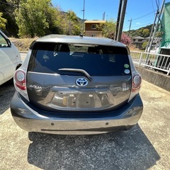 トヨタアクア平成24年3万キロ2年車検Gグレードの画像