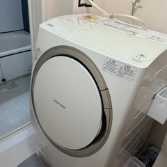 洗濯機、電子レンジ、食器棚、フライヤー