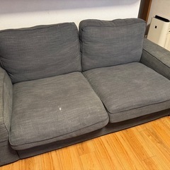 【譲ります】IKEAの2人 掛けソファー（無料）