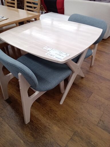 ☆ジモティ割あり☆ ダイニングセット二人掛け ナチュラル H65×D90×W90