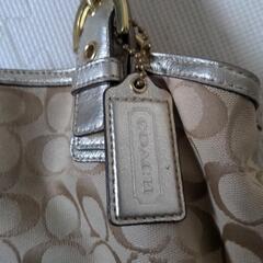 COACHのトートバッグの画像