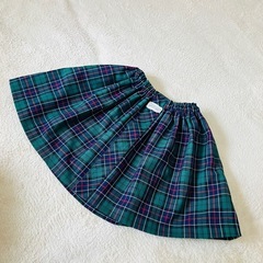 子宝幼稚園　制服スカート　115cm