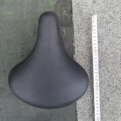 自転車用交換部品 サドル黒