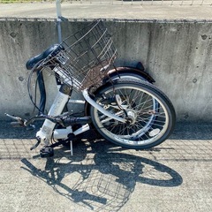 ランドスケープC 折りたたみ ペールホワイト 中古 自転車 20型 6段変速の画像