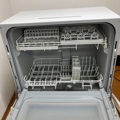 m242 パナソニック 電気食器洗い乾燥機 NP-TH2-Nの画像
