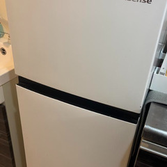 【引越し特価/3,500円】Hisense 2ドア冷蔵庫/機能◎...