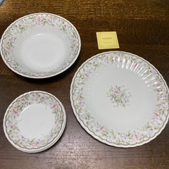 新品未使用　NARUMI製　ナルミチャイナ　サラダパーティーセット　