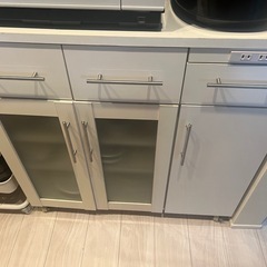 5/24まで限定出品！キッチンカウンター　食器棚　レンジボード