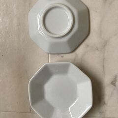 【100均】小皿２枚　