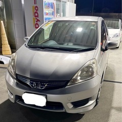 フィットシャトルハイブリット　車検R8/12 乗って帰れます