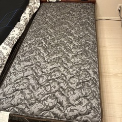 【高級マットレス Serta（サータ）売ります】※同時に出品して...