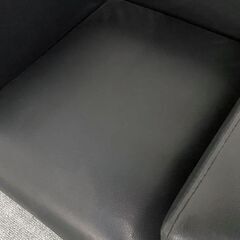 LC2 シングルソファ ル・コルビュジエ ブラック 幅約80 デザイナーズ 3脚セット リビング 応接 リプロダクト 中古家具 店頭引取歓迎 R9580の画像