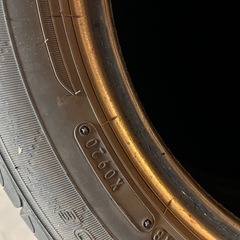 新しめ？あまり使ってない車のタイヤの画像