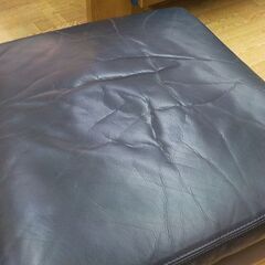 オットマン スツール 高32㎝ レザー ブラック 正方形 イス 椅子 いす 西岡店の画像