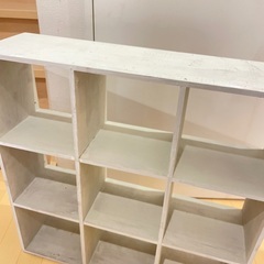 白シェルフの画像