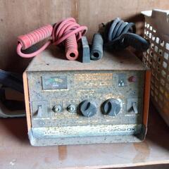 セルスター　バッテリー充電器　CC-2200DX