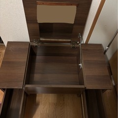 ドレッサーの画像