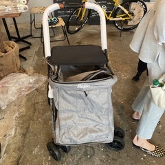 ペットストローラー　Bello 新品　詳細納得の方のみ