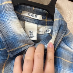 H&Mチェックシャツの画像