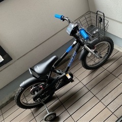 自転車　マリオヘルメット付き