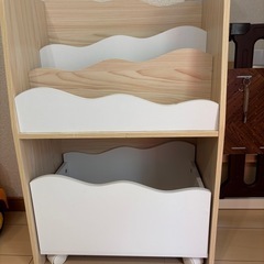 25日までの出品 絵本棚