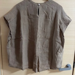 お値下‼️薄手カットソー🟫の画像