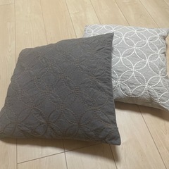 クッション　クッションカバーの画像
