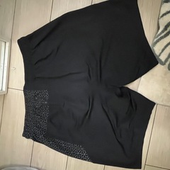 300円値引き⇒アンダーアーマーショートドライフィットパンツXL美品！の画像