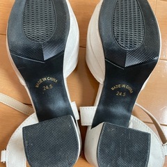 【美品】GRL スエードチャンキーヒールサンダル[ci198]の画像