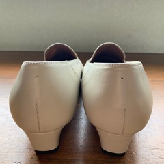 値下げ！未使用　婦人パンプスの画像