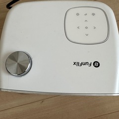 プロジェクター