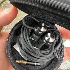 イヤホン 