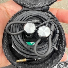 イヤホン の画像