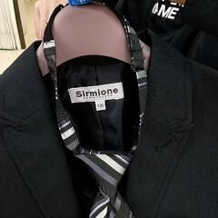シルミオーネ　男児スーツの画像