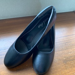 未使用　婦人黒パンプスの画像